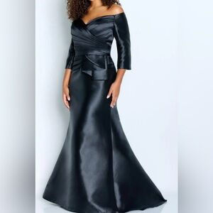 Black Ruched Sweetheart Gown with Cuffed 3/4 Sleeves